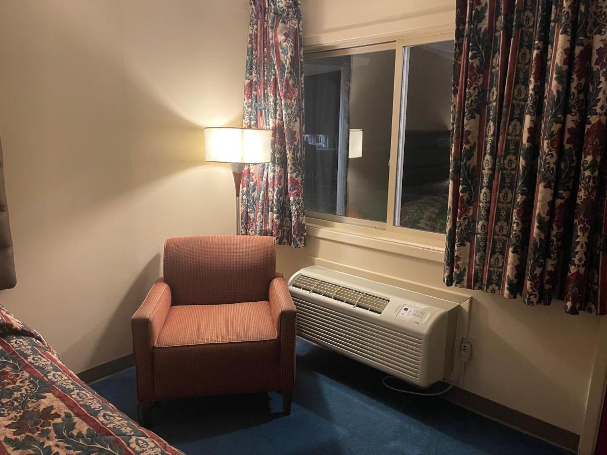 Albion Dollinger'S Motor Inn المظهر الخارجي الصورة